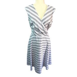 NEW 6 Lauren Ralph Lauren Blue White Wrap Style Striped Dress MSRP $155